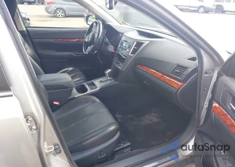 2011 Subaru Outback 2.5I Limited z USA, uszkodzony, nr VIN 4S4BRBKC6B3366088